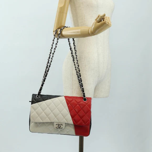 Preowned Chanel Chain Big Matelassé 30 Bag Lambskin White Black Silver CC Auth 190244SAM