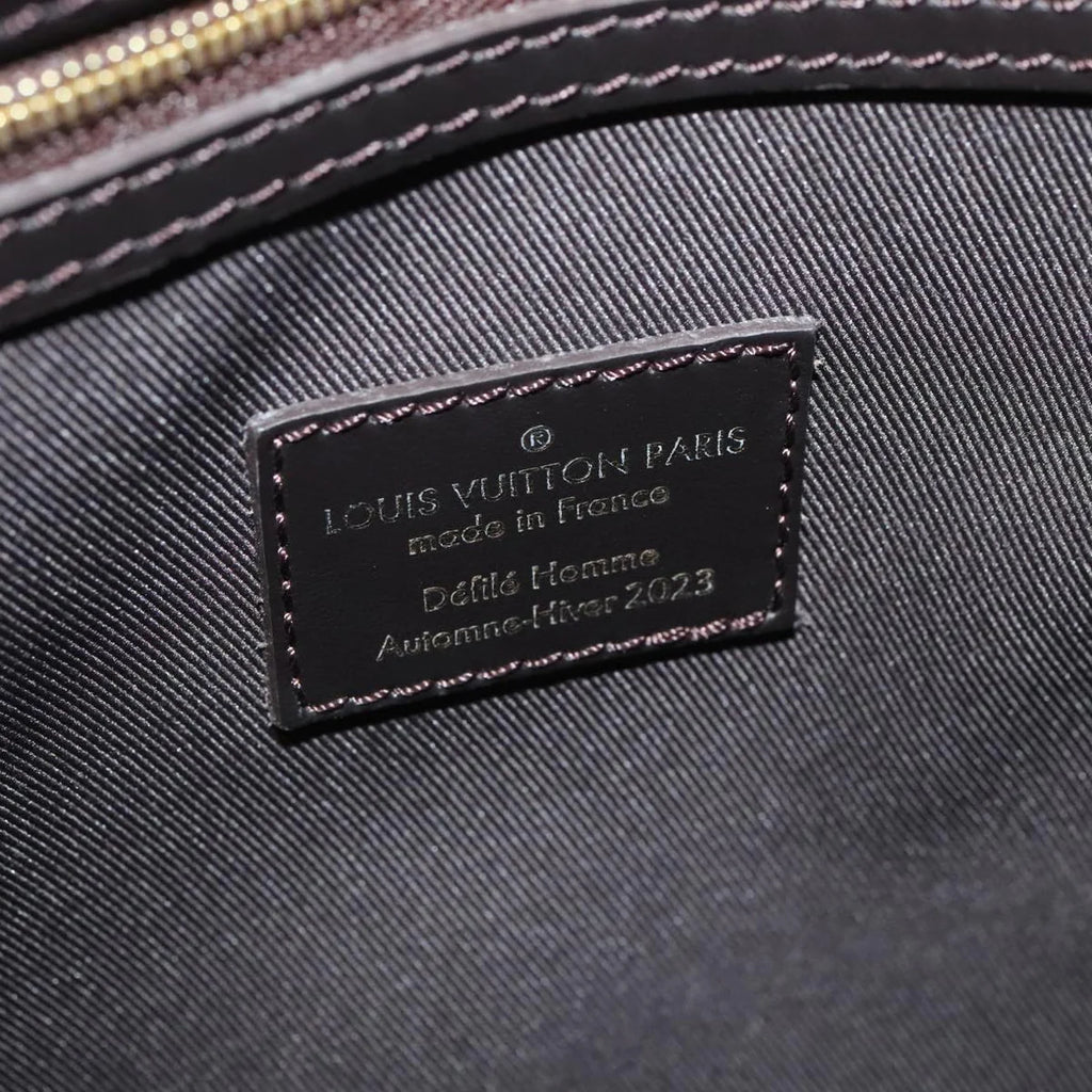 Preowned Authentic Louis Vuitton Portrait Keepall Bandoulière 55 Bag in Brown