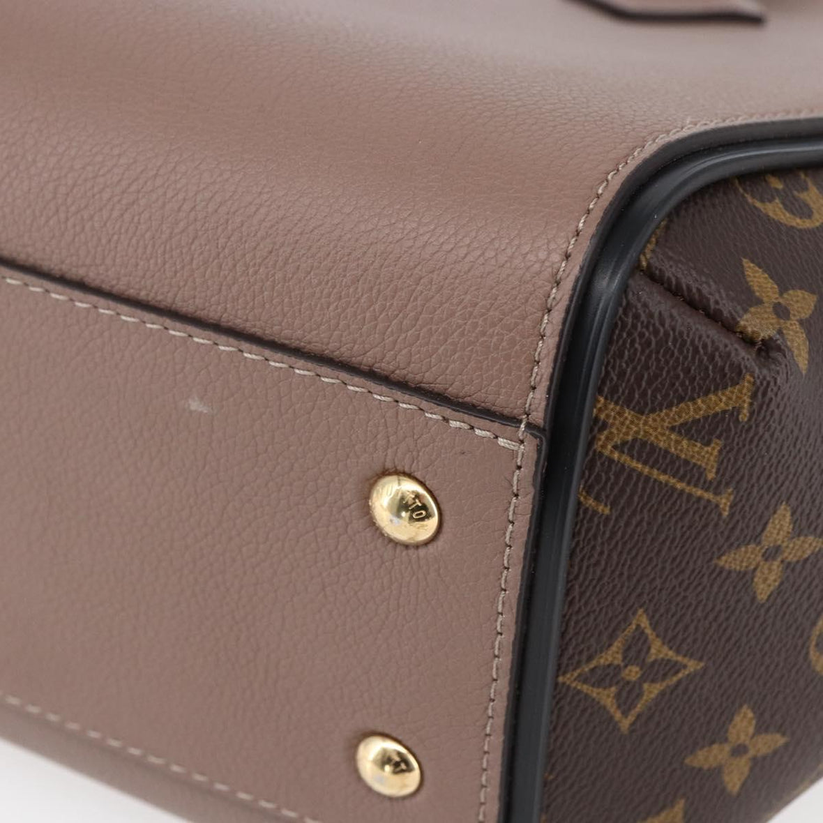 Preowned Authentic Louis Vuitton Monogram Kimono MM Tote