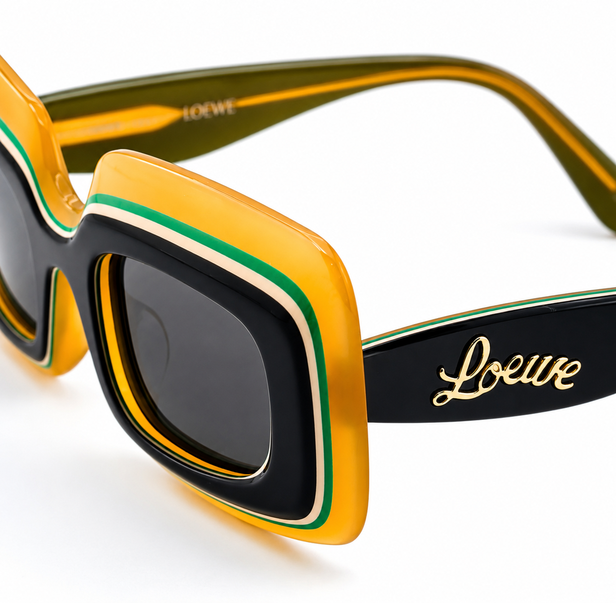 Authentic Loewe Sunglasses  LW40139U 20A 47 mm
